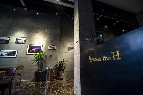 신탄진호텔 비즈니스 호텔 더 에이치 (Hotel The H)